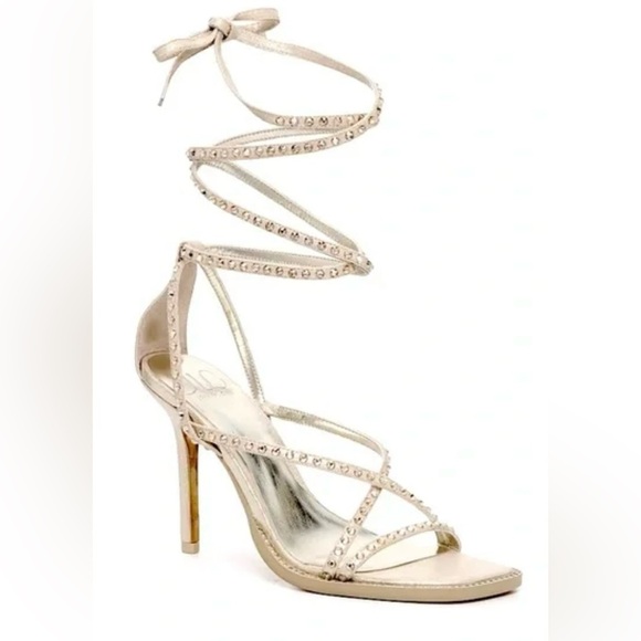 JLO Gardina Strappy Lace Up Heel Light
Gold Champagne - Picture 3 of 16